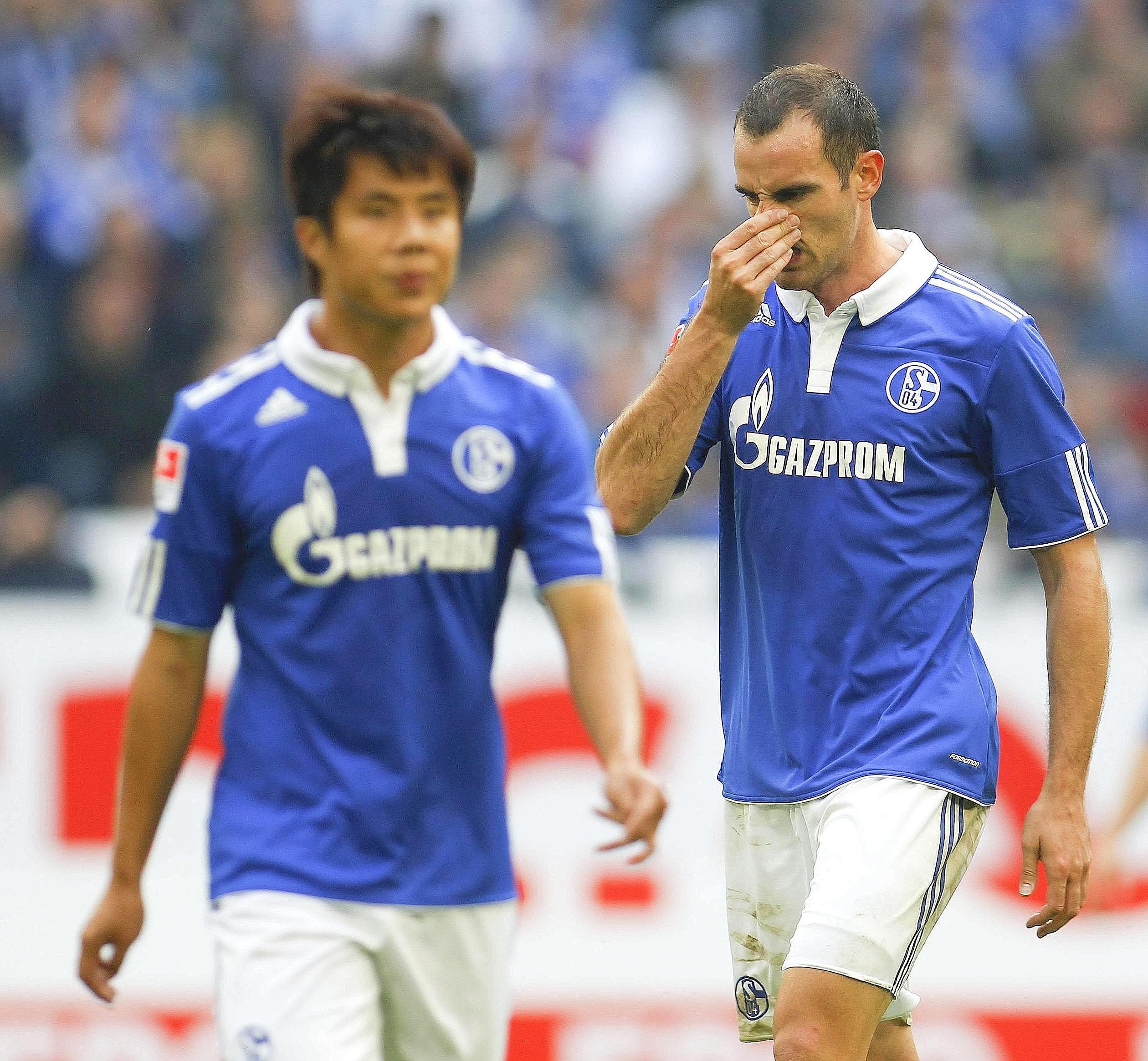 Mittelfeld: Hao Junmin (8). Den Chinesen würde Schalke lieber heute als morgen abgeben. Horst Heldt war sogar schon mit Hangzhou Greentown über einen Wechsel einig. Doch Hao ...
