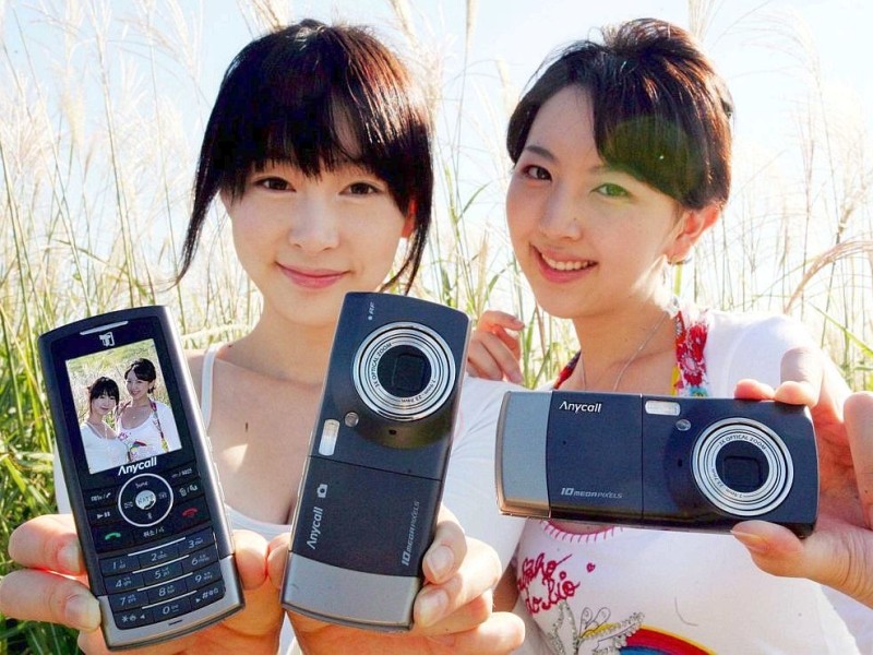 Top allerdings das SCH-B600-Modell mit 10-Megapixel-Kamera im Jahr 2006.