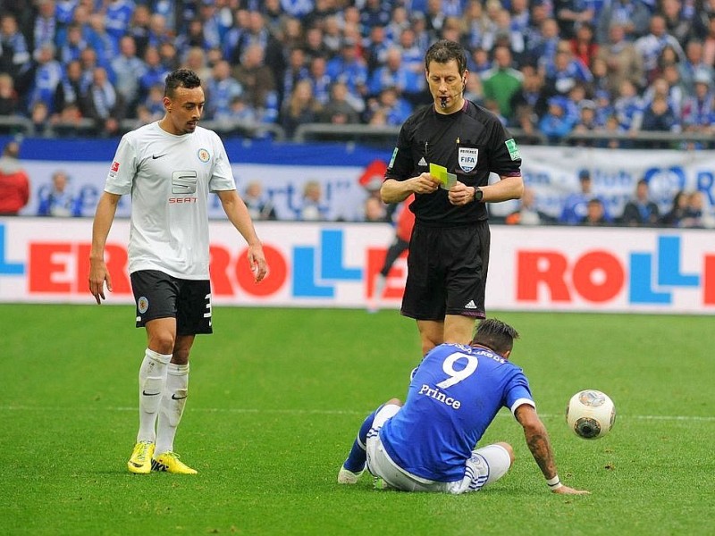 Durch Treffer von Goretzka, Huntelaar und Szalai haben die Schalker Eintracht Braunschweig mit 3:1 besiegt.