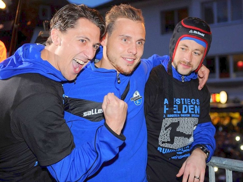 Der SC Paderborn feiert den Aufstieg in die Bundesliga: Feier am Rathaus.