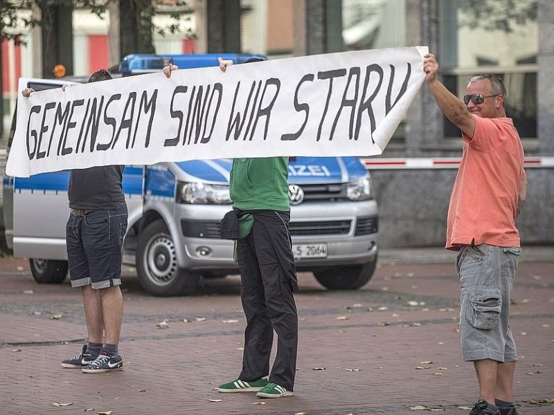 Rund 200 Hooligans trafen sich in der Dortmunder Innenstadt.