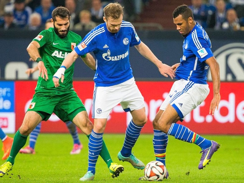 Schalke 04 feierte einen wichtigen, allerdings auch glücklichen 1:0-Sieg gegen den FC Augsburg - und musste diesen Sieg teuer bezahlen: Julian Draxler verletzte sich wohl schwer am Oberschenkel.