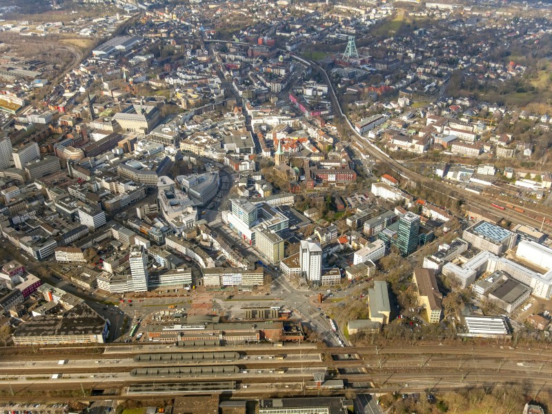 Bahnhof und Bochum-Mitte, Krankenhaus,  Bochum, Ruhrgebiet, Nordrhein-Westfalen, Deutschland