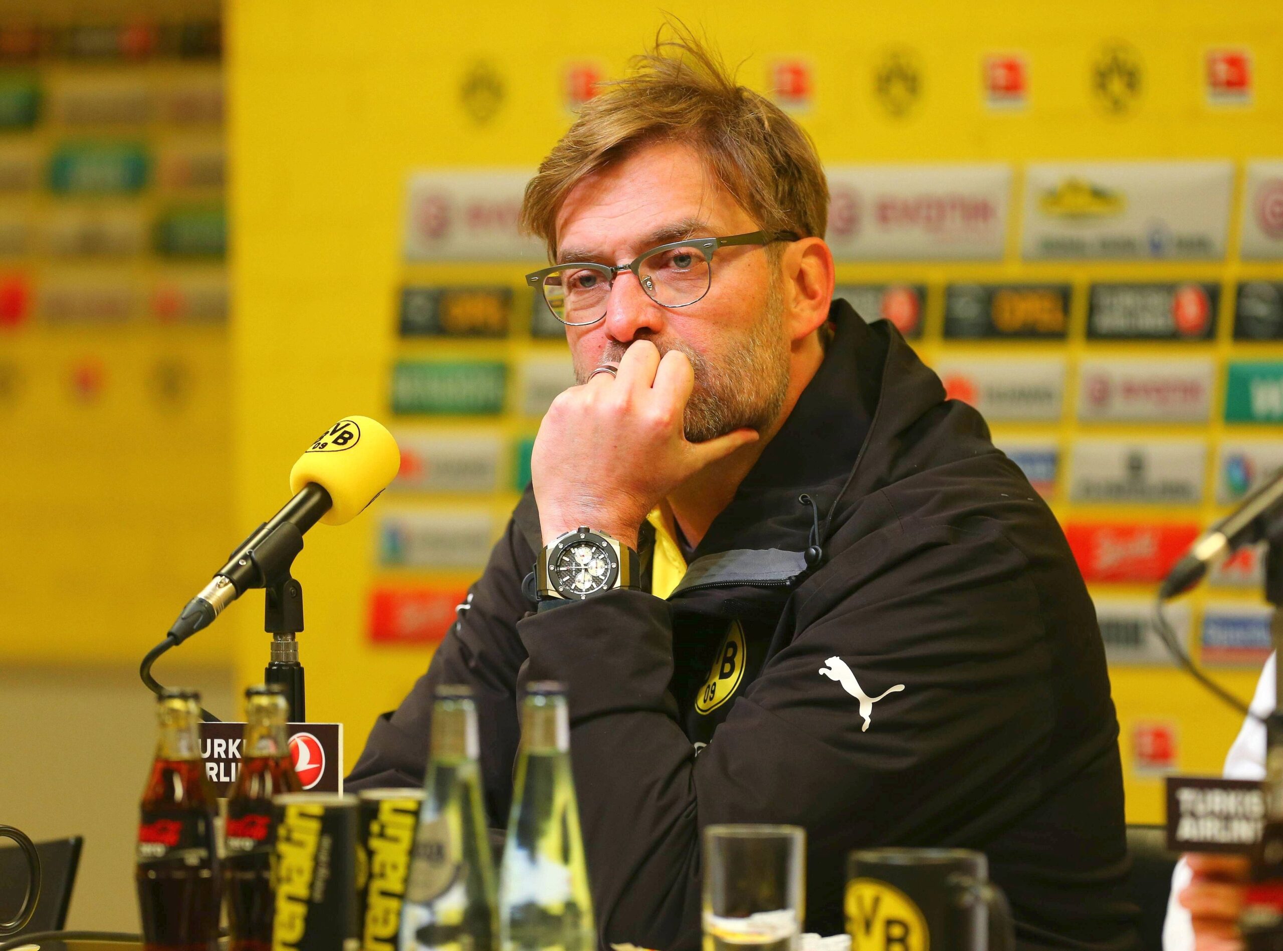 Es ist das Ende einer Ära: BVB-Trainer Jürgen Klopp hat darum gebeten, seinen Vertrag vorzeitig aufzulösen. Der Verein hat der Bitte entsprochen.
