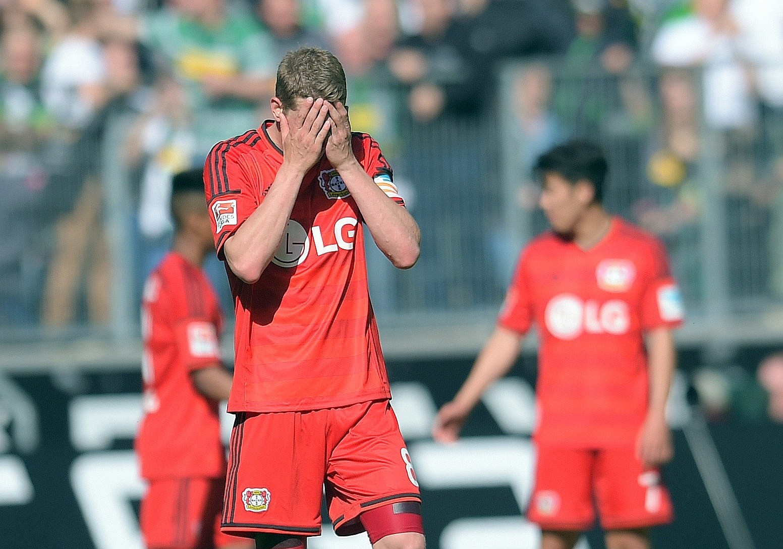 Die Leverkusen-Kicker hatten allen Grund gefrustet zu sein.
