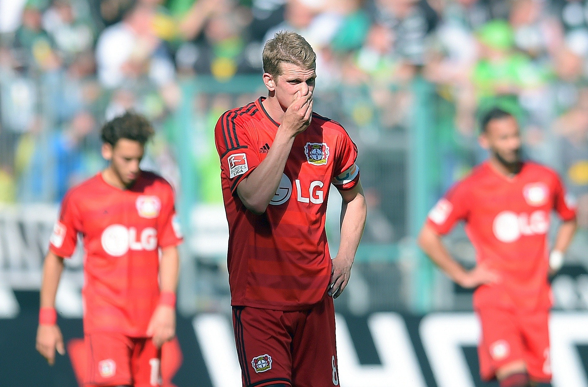 Borussia Mönchengladbach schlägt Bayer Leverkusen mit 3:0.