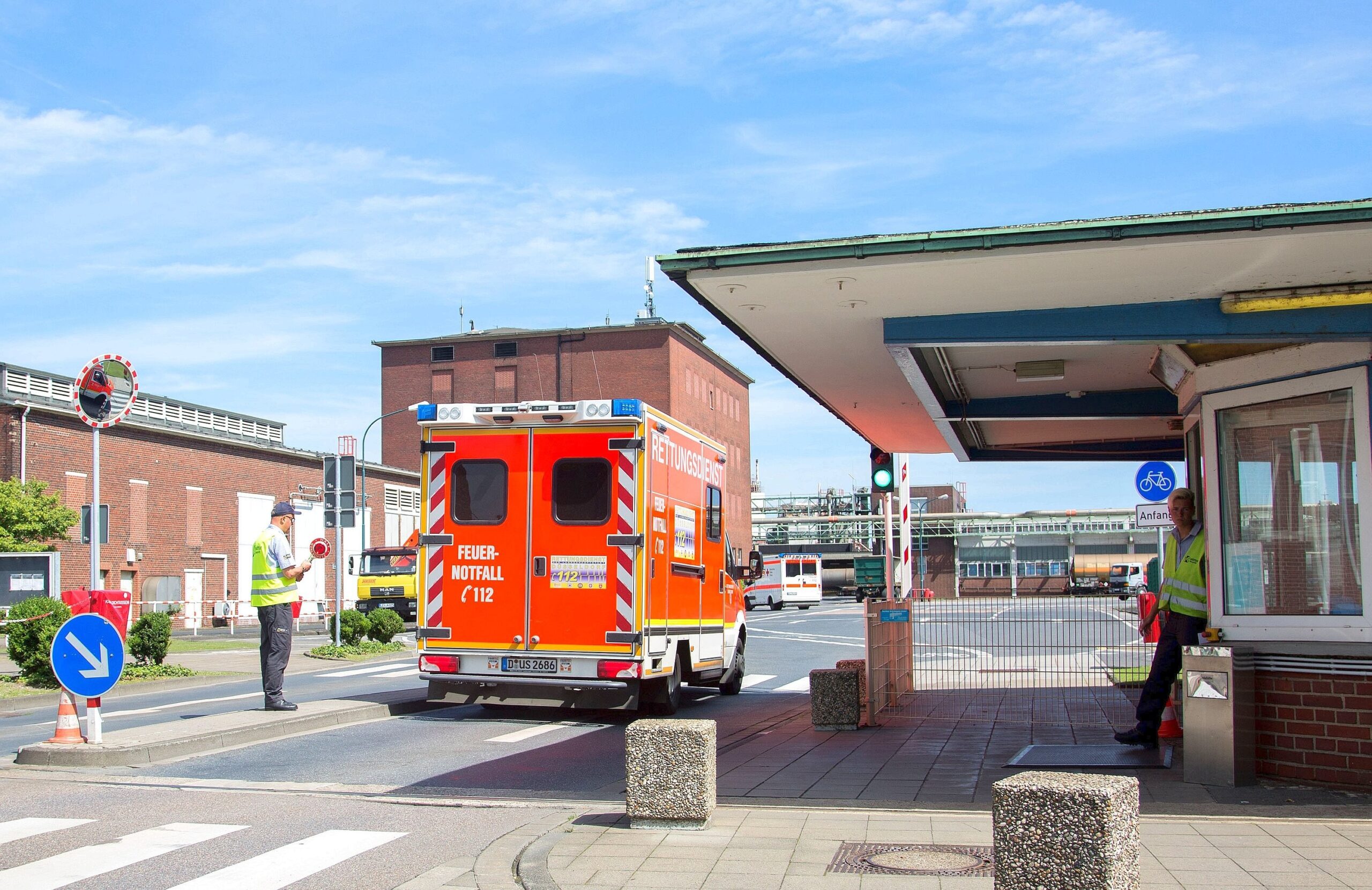 Bei einer schweren Explosion bei Huntsman im Krefelder Chempark wurden am Mittwoch mehrere Menschen zum Teil schwer verletzt.