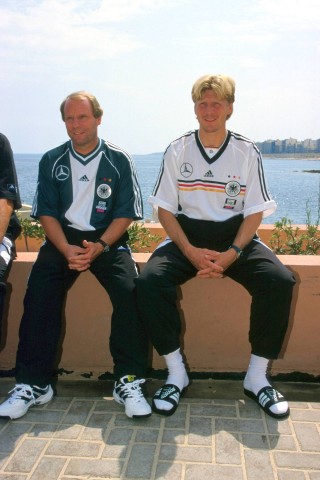 Vogts holte Effenberg 1998 noch einmal für zwei Spiele in die DFB-Elf zurück. Doch Effenbergs Karriere in der Nationalmannschaft blieb letztlich unvollendet: Ohne Titel und mit nur 35 Länderspielen.