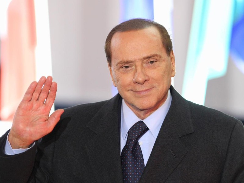 ...erlaubte sich Berlusconi so manche Ausrutscher. Einige Skandale brachten ihn an den Rand eines Rücktritts, doch erst...
