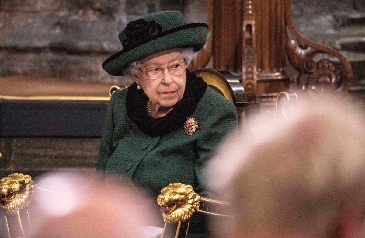 queen-in-trauer.jpg