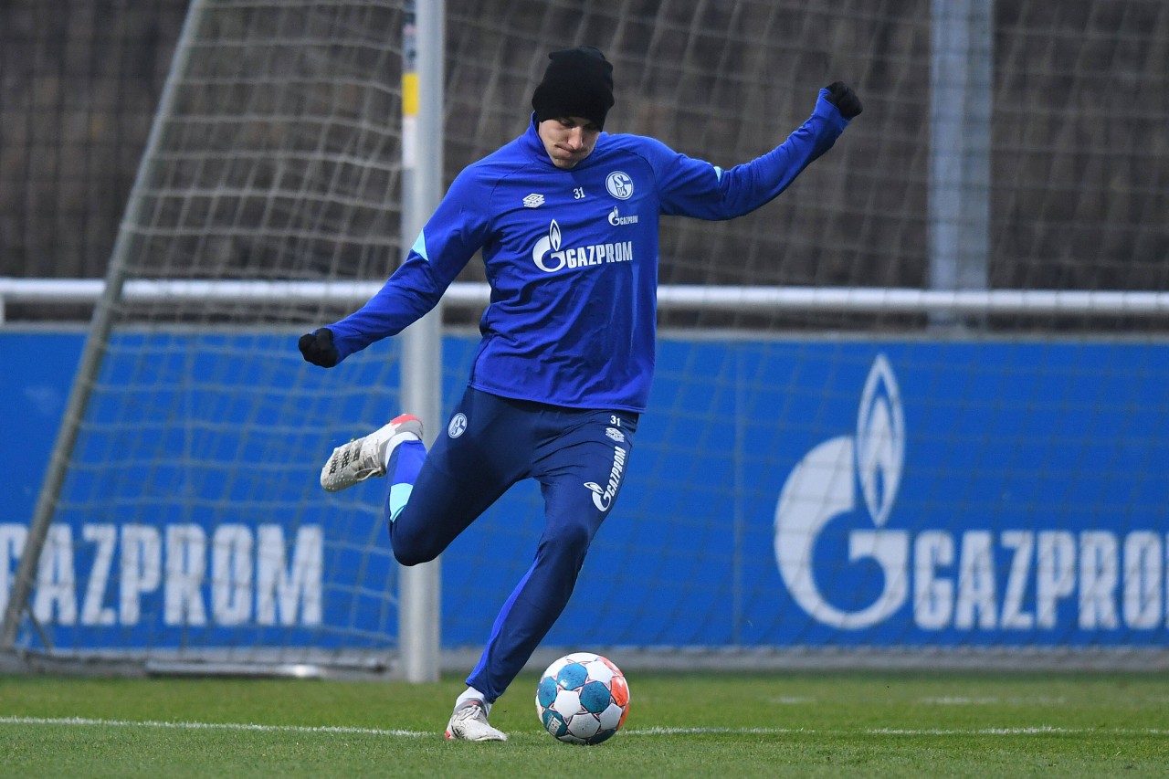 Timo Becker trainiert beim FC Schalke 04 wieder mit den Profis.