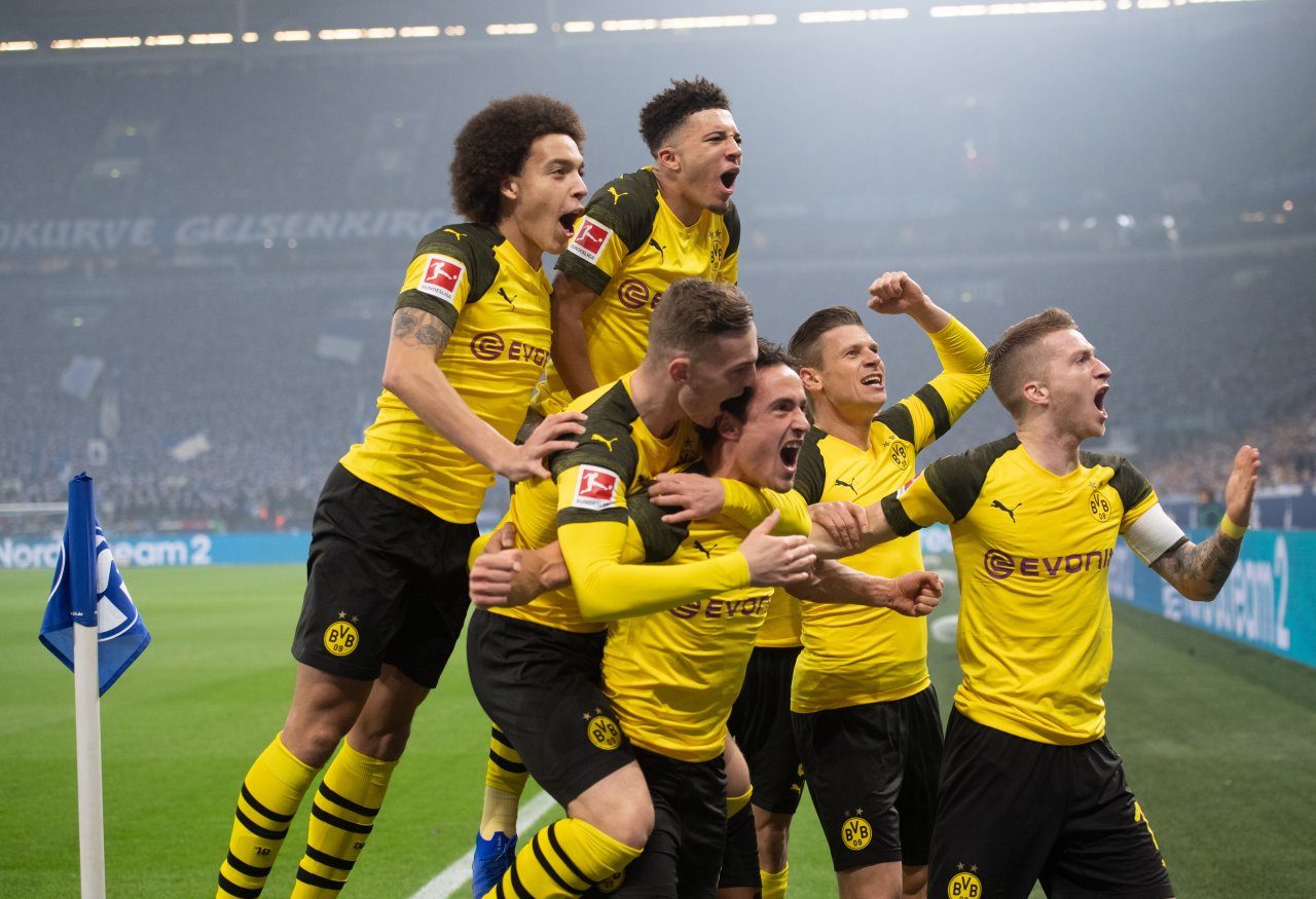 Dortmund ringt Schalke nieder