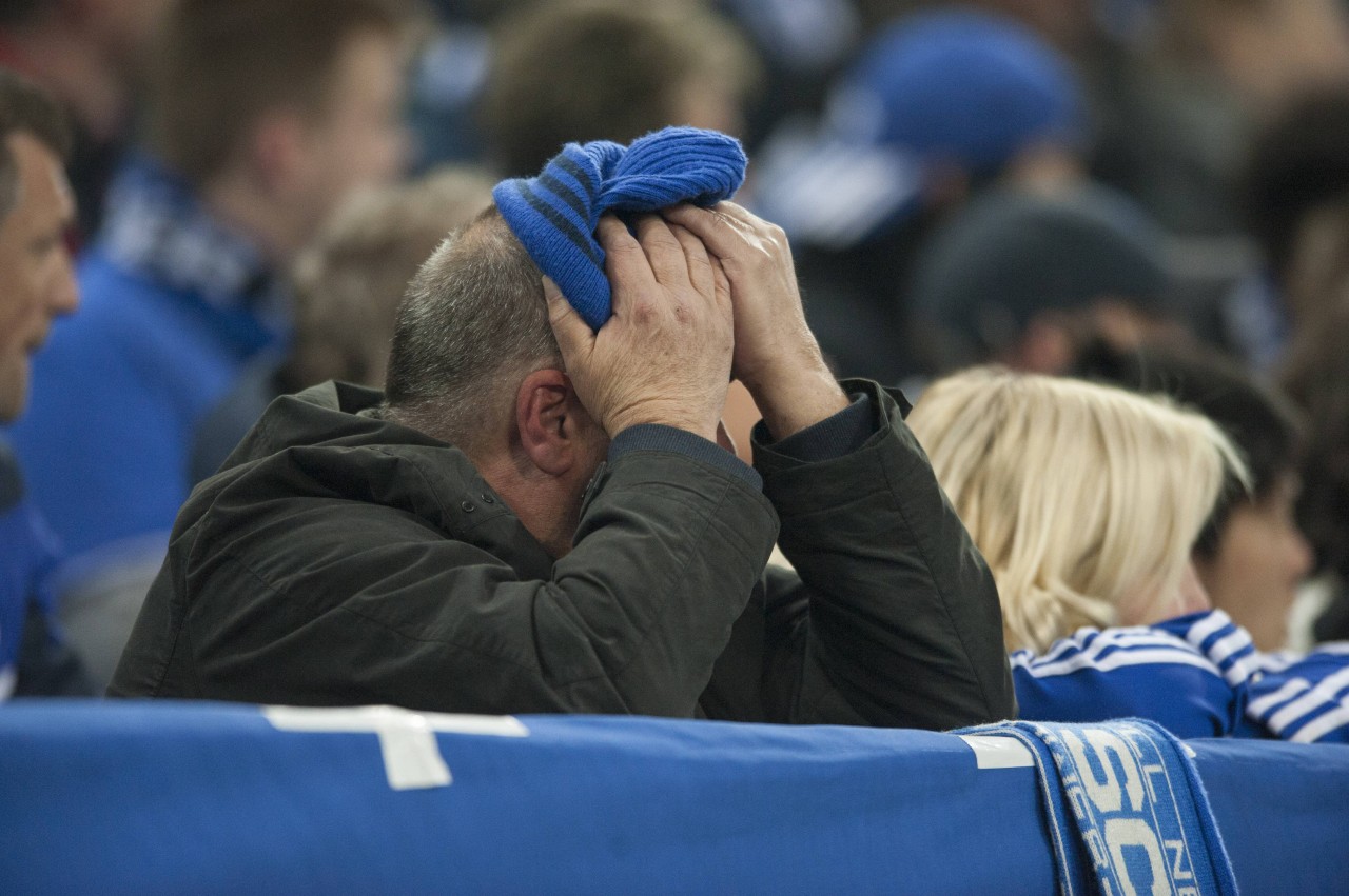 Frust bei den Fans des FC Schalke 04. Ein Traum ist zerplatzt.