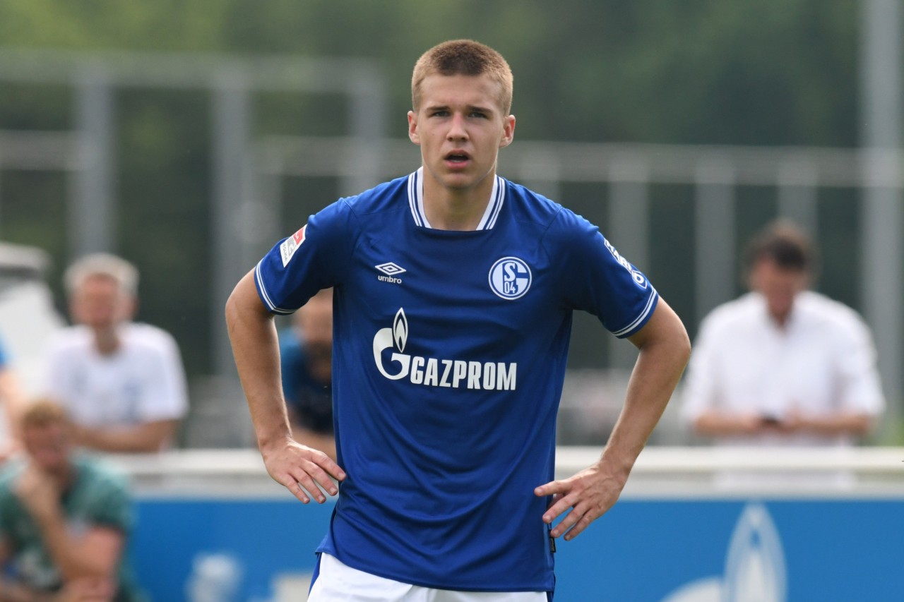 Yaroslav Mikhailov spielte auf Schalke vor und kommt nun auf Leihbasis.