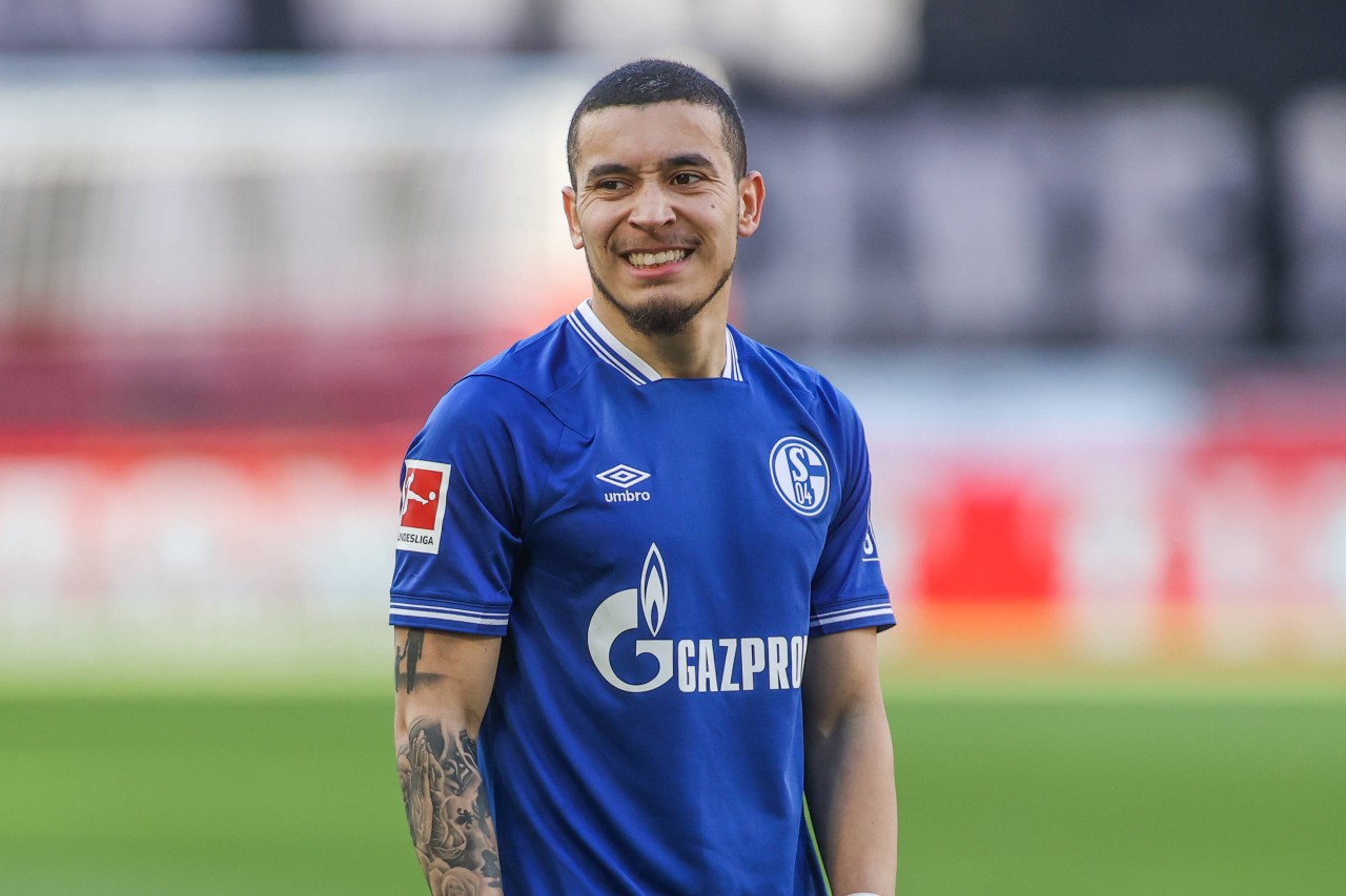 Beim FC Schalke 04 ist William wohl eine peinliche Panne unterlaufen.