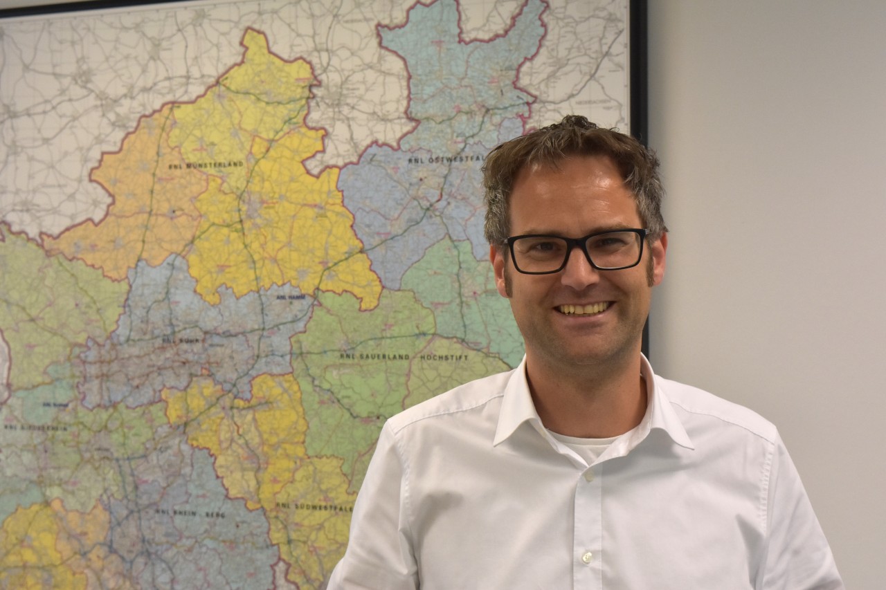 Jan Lohoff leitet die „Stabsstelle Baustellenkoordination“ und verhindert Super-Staus in NRW.