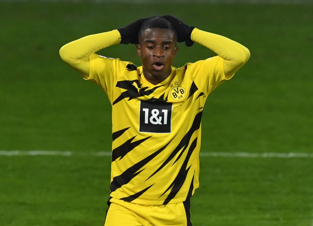Droht BVB-Juwel Youssoufa Moukoko (16) das Saison-Aus? 