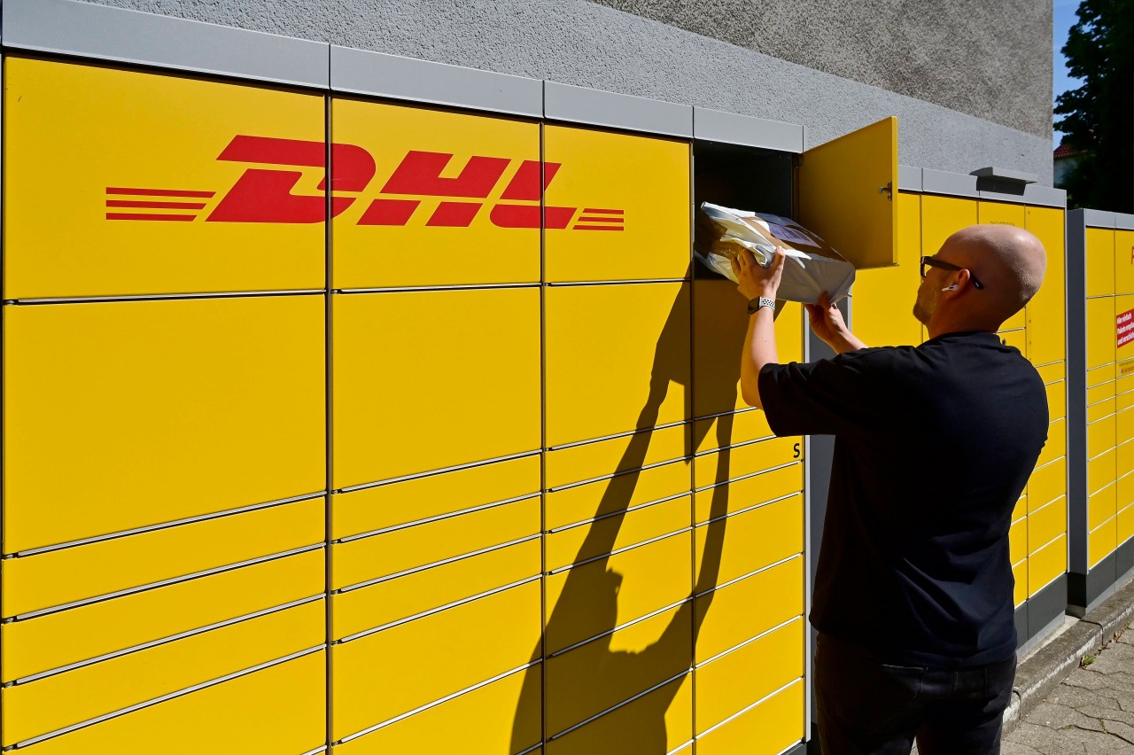 DHL: Änderungen beim Abholverfahren an Packstationen - DAS musst du wissen! (Symbolbild) 