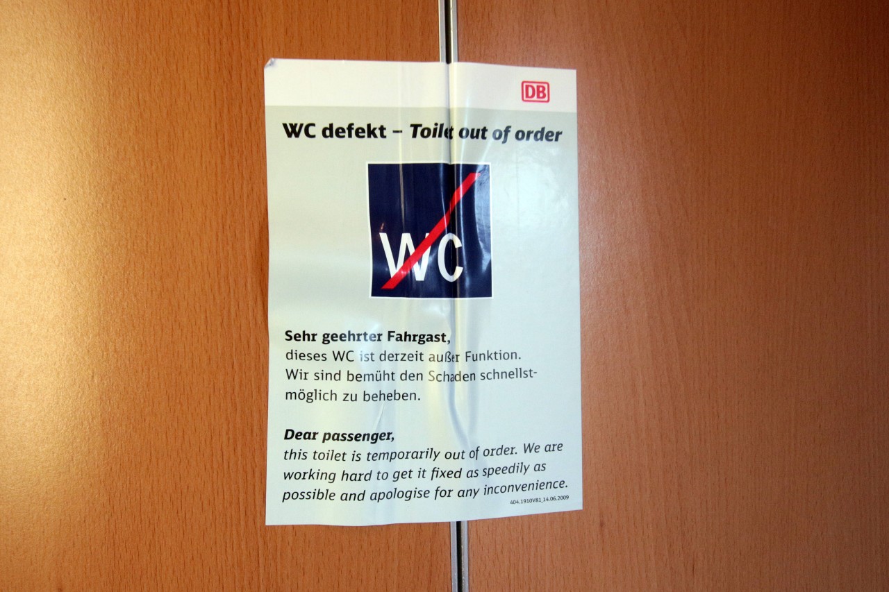 Auf der Fahrt mit einer Regionalbahn der Deutschen Bahn war jede Toilette geschlossen. (Symbolbild)