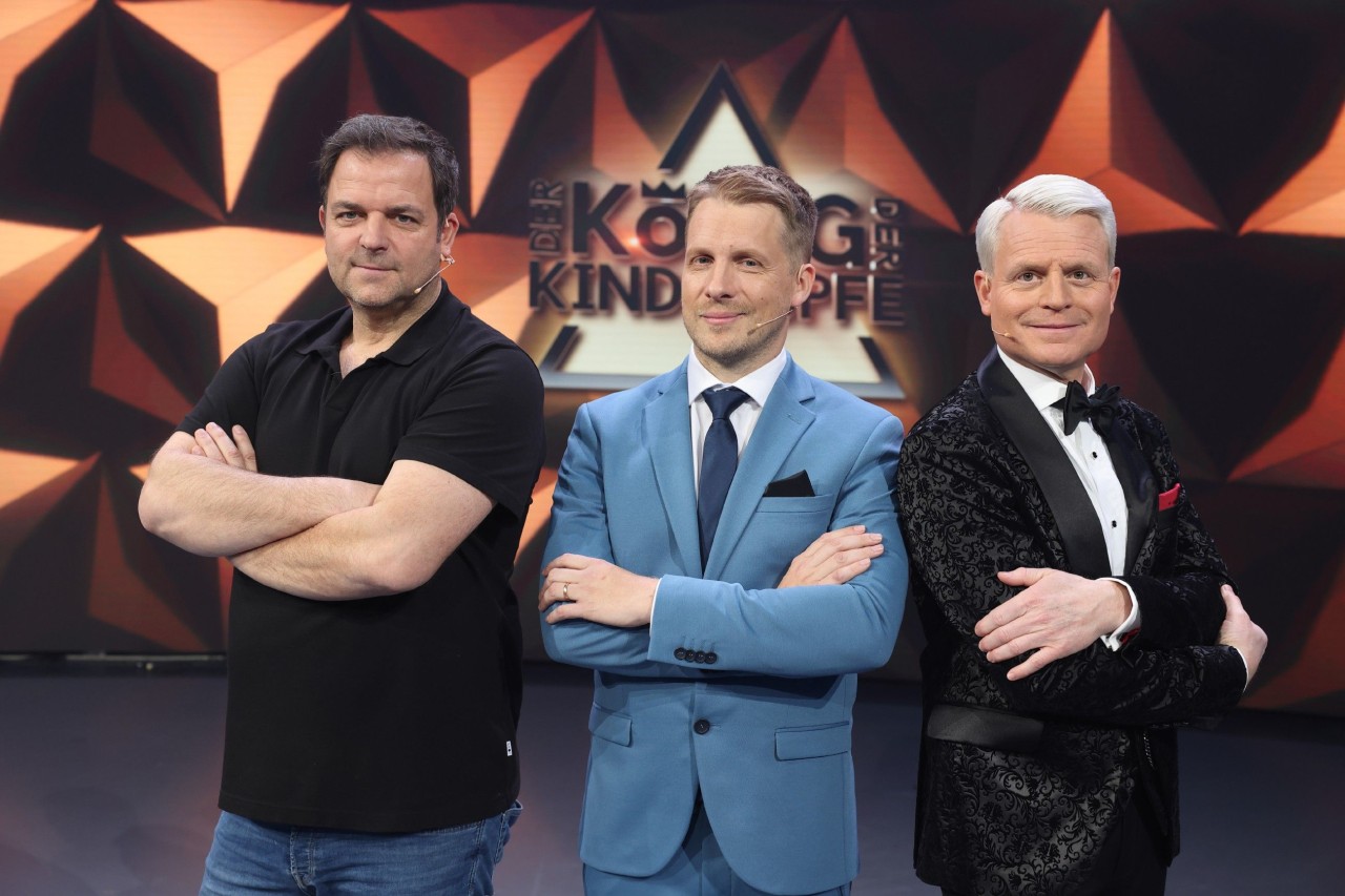 Martin Rütter, Oliver Pocher und Guido Cantz (v.l.) treten im Wettkampf um den Titel „Der König der Kindsköpfe“ an.