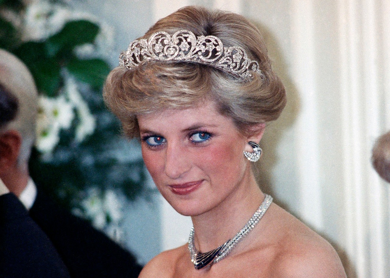 Prinzessin Diana sorgte mit ihrem BBC-Interview für Schlagzeilen – jetzt hat sich der Sender öffentlich entschuldigt.