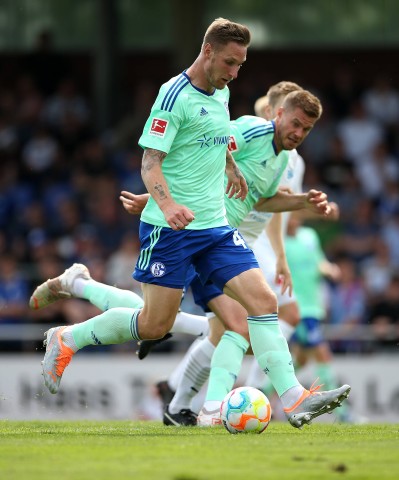 FC Schalke 04: Gegen den Regionalliga-Aufsteiger Blau-Weiss Lohne funktionierte das neue Stürmer-Duo zumindest. 