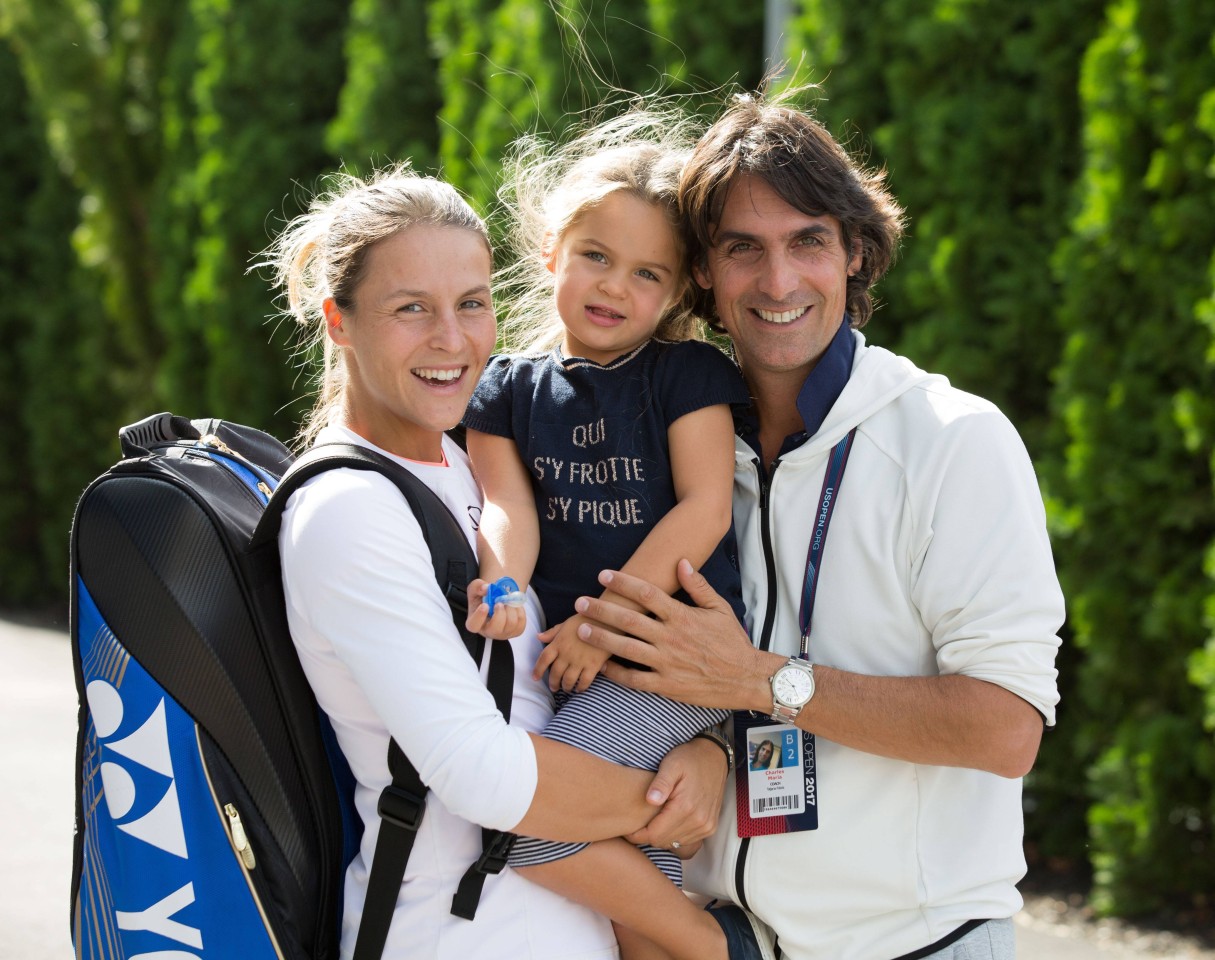 Tatjana Maria mit Mann Charles und Tochter Charlotte.