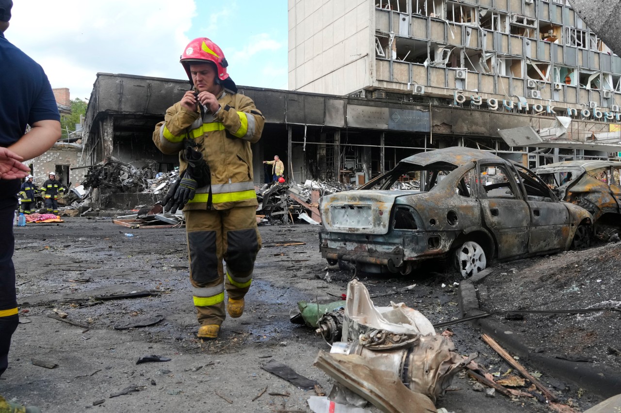 Schlimme Zerstörungen nach einem Russen-Angriff in der Stadt Winnyzja. 