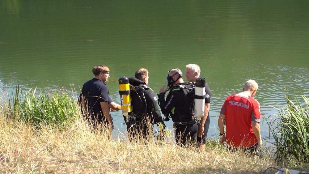 Taucher finden den Leichnam eins 22-Jährigen im Datteln-Hamm-Kanal.