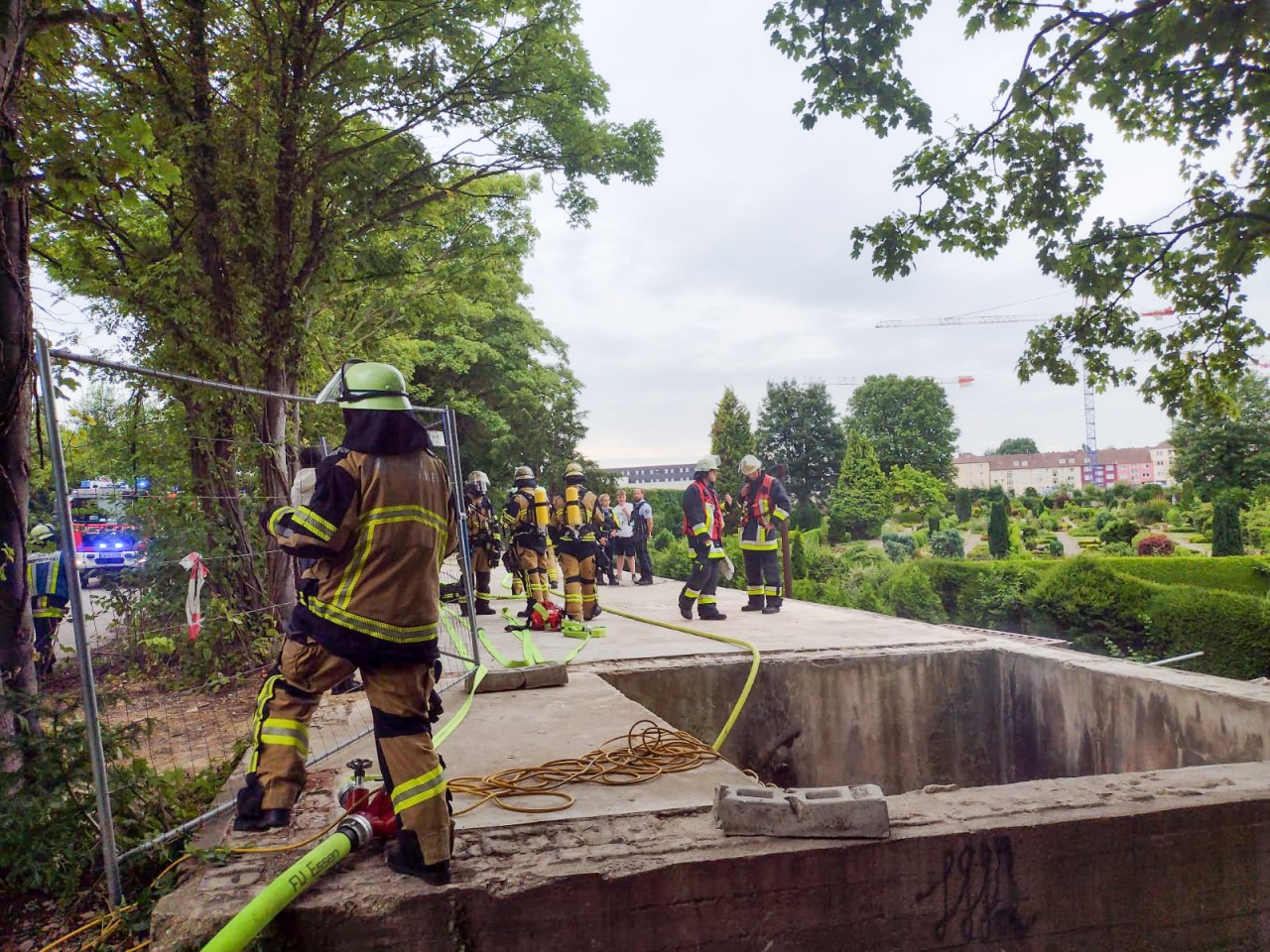 In Essen Altendorf kam es zu einem ungewöhnlichen Einsatz für die Feuerwehr. In einem Bunker brannte es. 