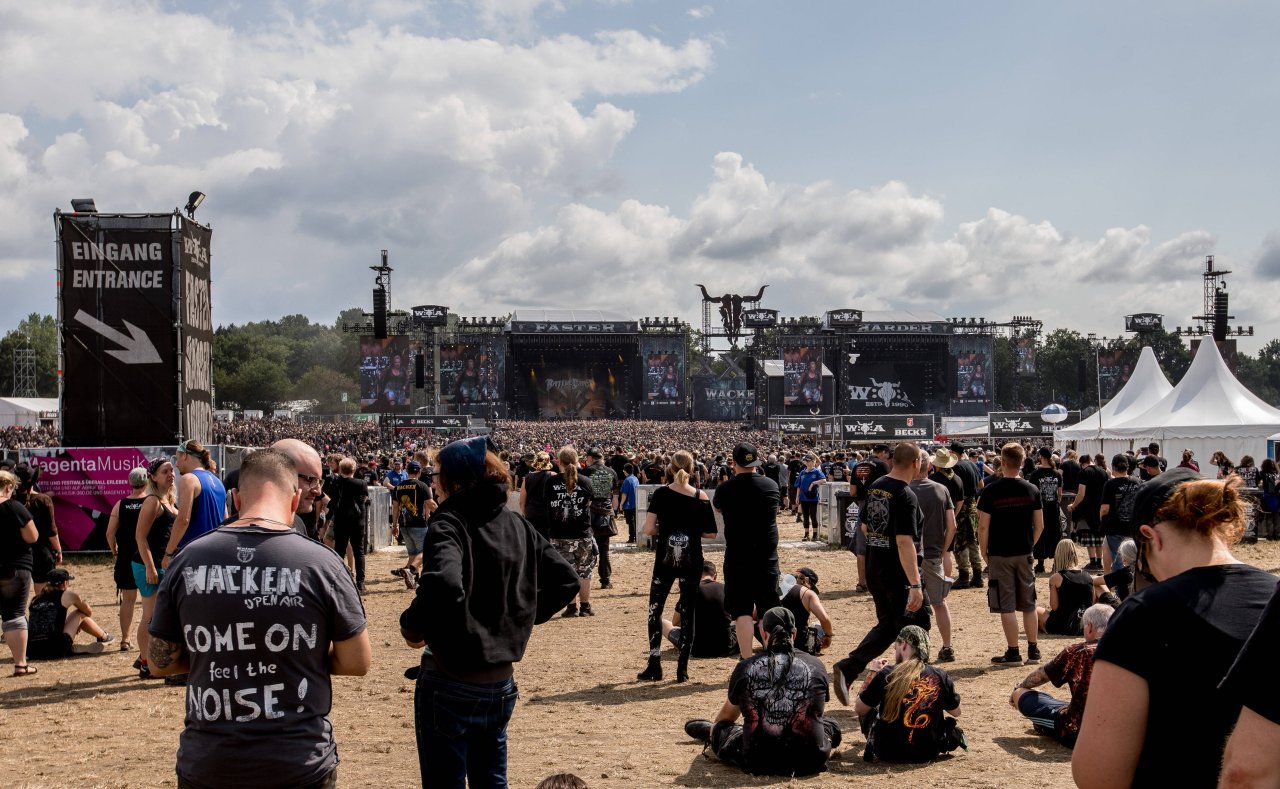 Wacken 2022: Bei den vielen Bands kann man mal die Übersicht verlieren. 