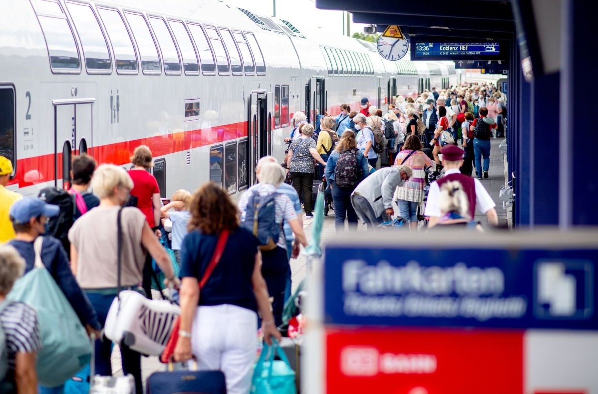 9-Euro-Ticket  in IC-Zügen Richtung Küste