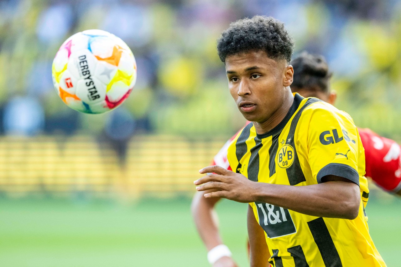 Adeyemi will bei Borussia Dortmund erfolgreich sein. 