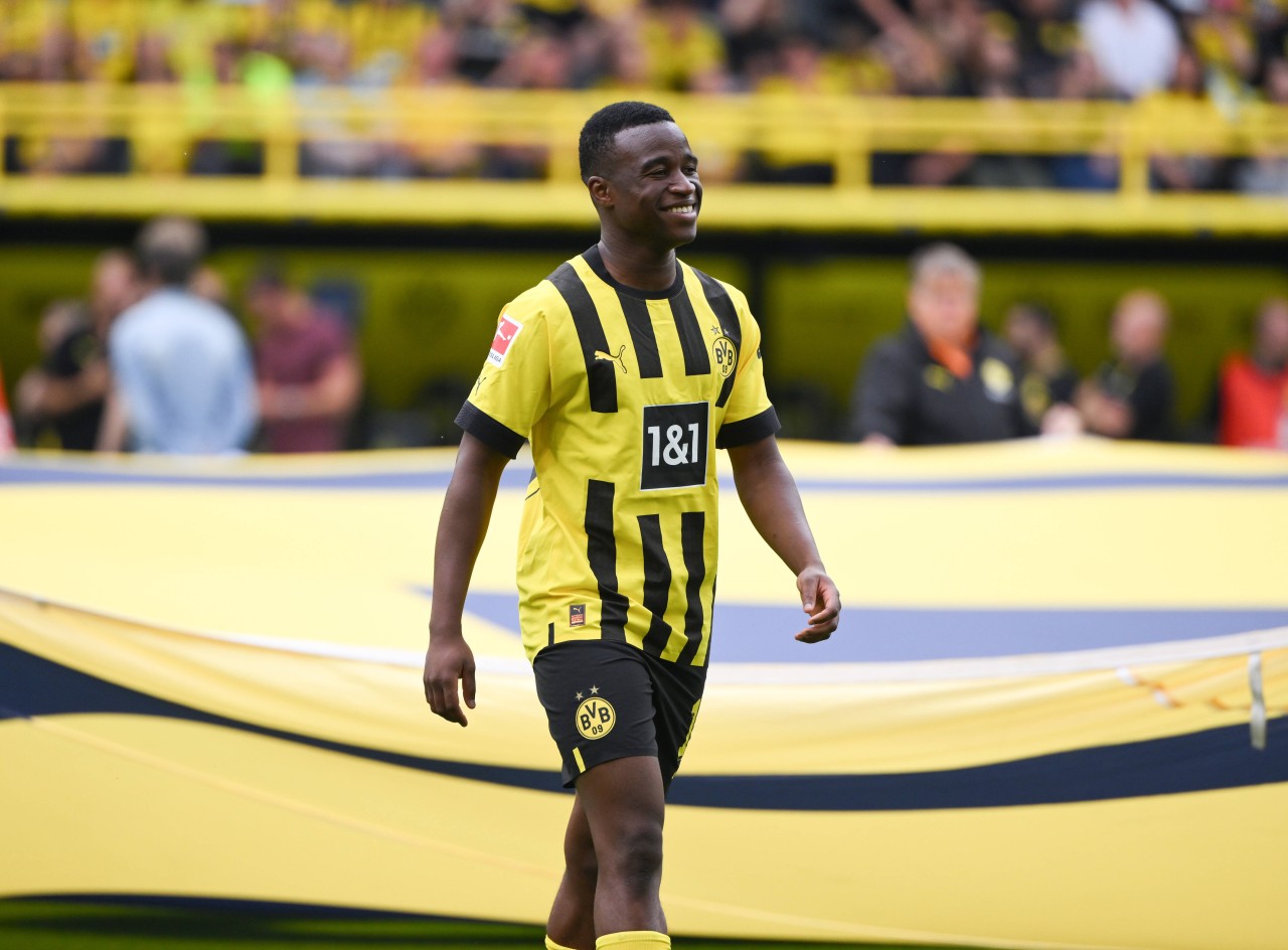 Borussia Dortmund: Was passiert mit Top-Talent Youssoufa Moukoko? Borussia Dortmund: Was passiert mit Top-Talent Youssoufa Moukoko?