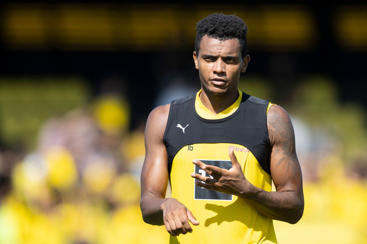 Borussia Dortmund hat noch immer keinen Abnehmer für Manuel Akanji gefunden.