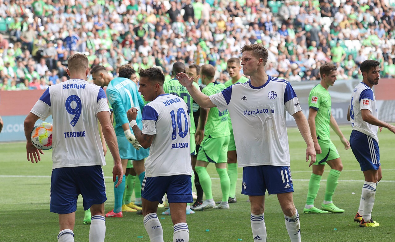 FC Schalke 04: Simon Terodde übernahm auch die Verantwortung beim zweiten Elfmeter.
