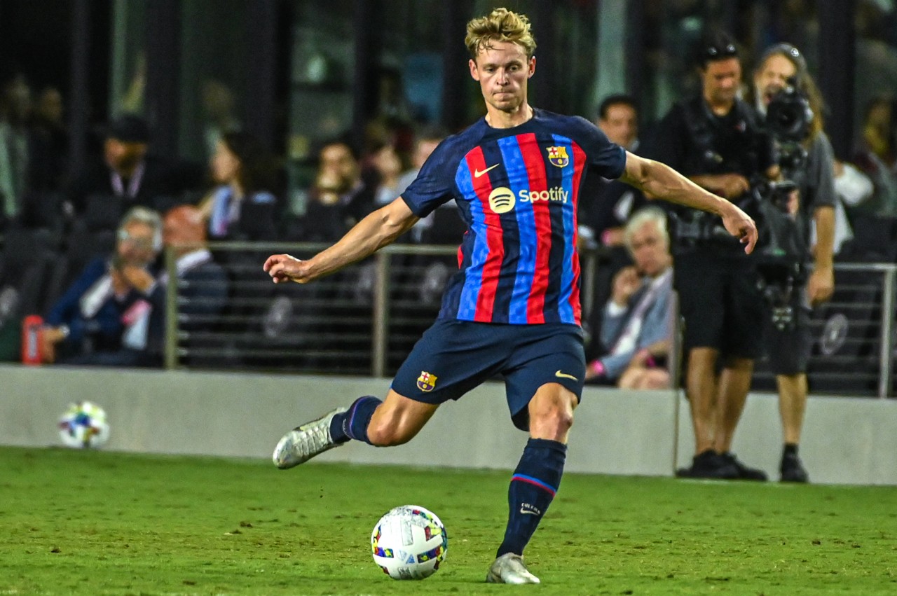 Frenkie de Jong ist einer der Verlierer des Lewandowski-Deals.