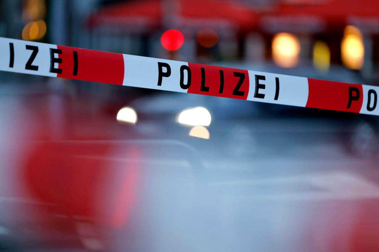 NRW: Die Polizei ermittelt nach einem tödlichen Streit in einer Disko in Siegburg. (Symbolbild)