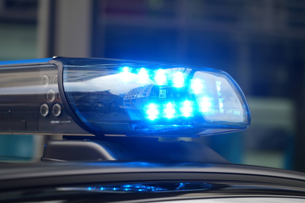 Tödlicher Schuss in NRW! Ein Mieter wird während einer Zwangsräumung von einem Polizisten erschossen. (Symbolbild) Tödlicher Schuss in NRW! Ein Mieter wird während einer Zwangsräumung von einem Polizisten erschossen. (Symbolbild)