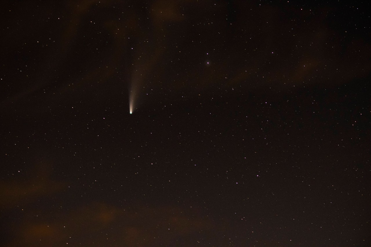 In NRW ist eine Sternschnuppe vom Himmel gefallen - oder zumindest Teile von ihr. (Symbolbild)