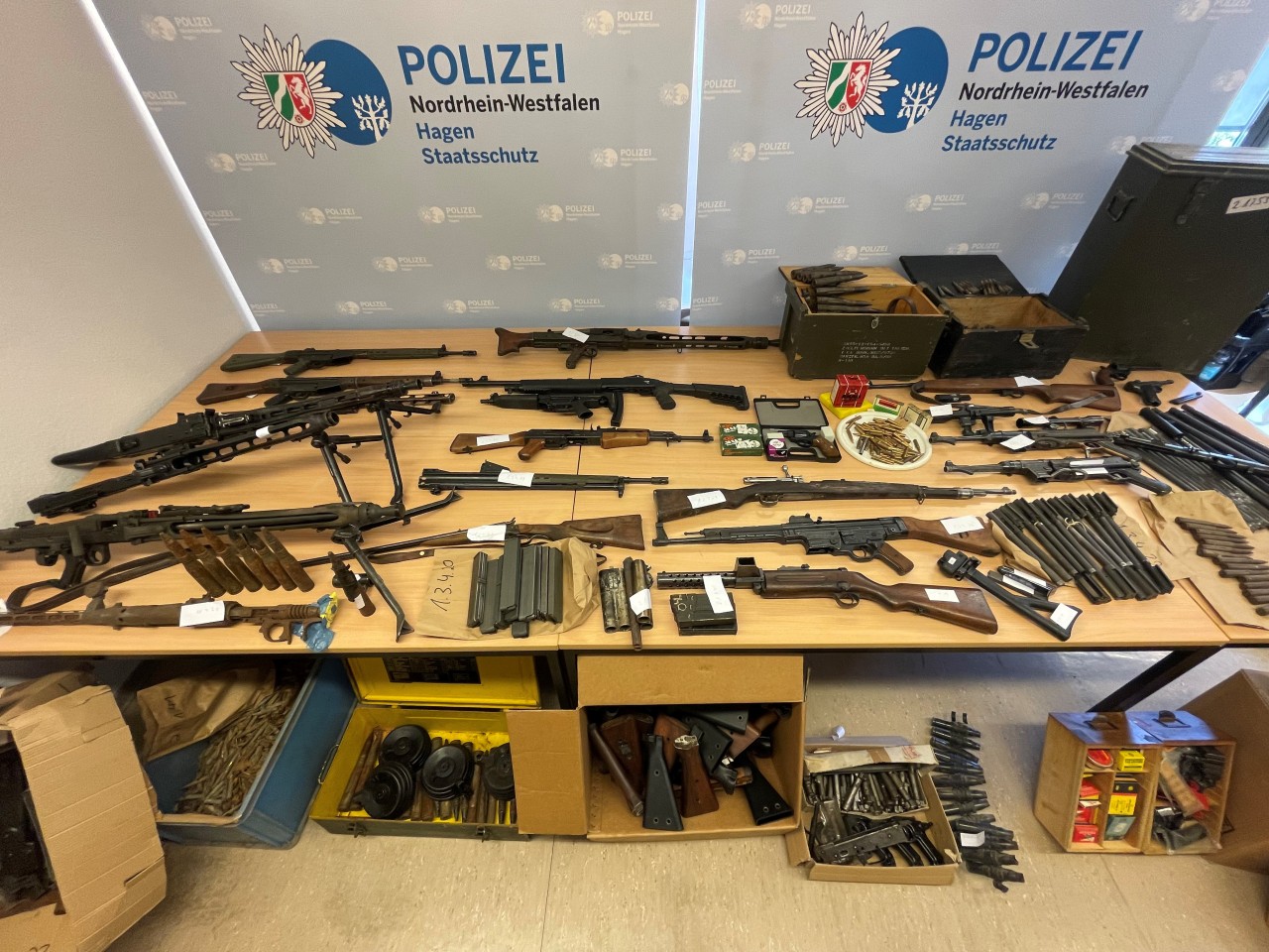 Diese Waffen konnten bei einem Mann in NRW sichergestellt werden.