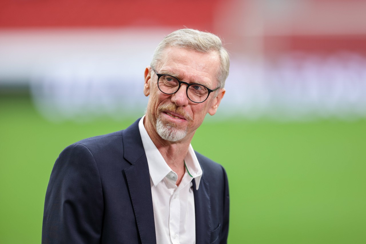Ex-BVB-Coach Peter Stöger wagt eine mutige Tor-Prognose.