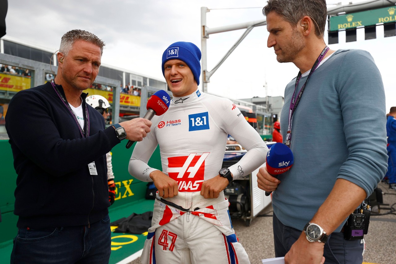 Ralf Schumacher (l.) im Gespräch mit seinem Neffen. 