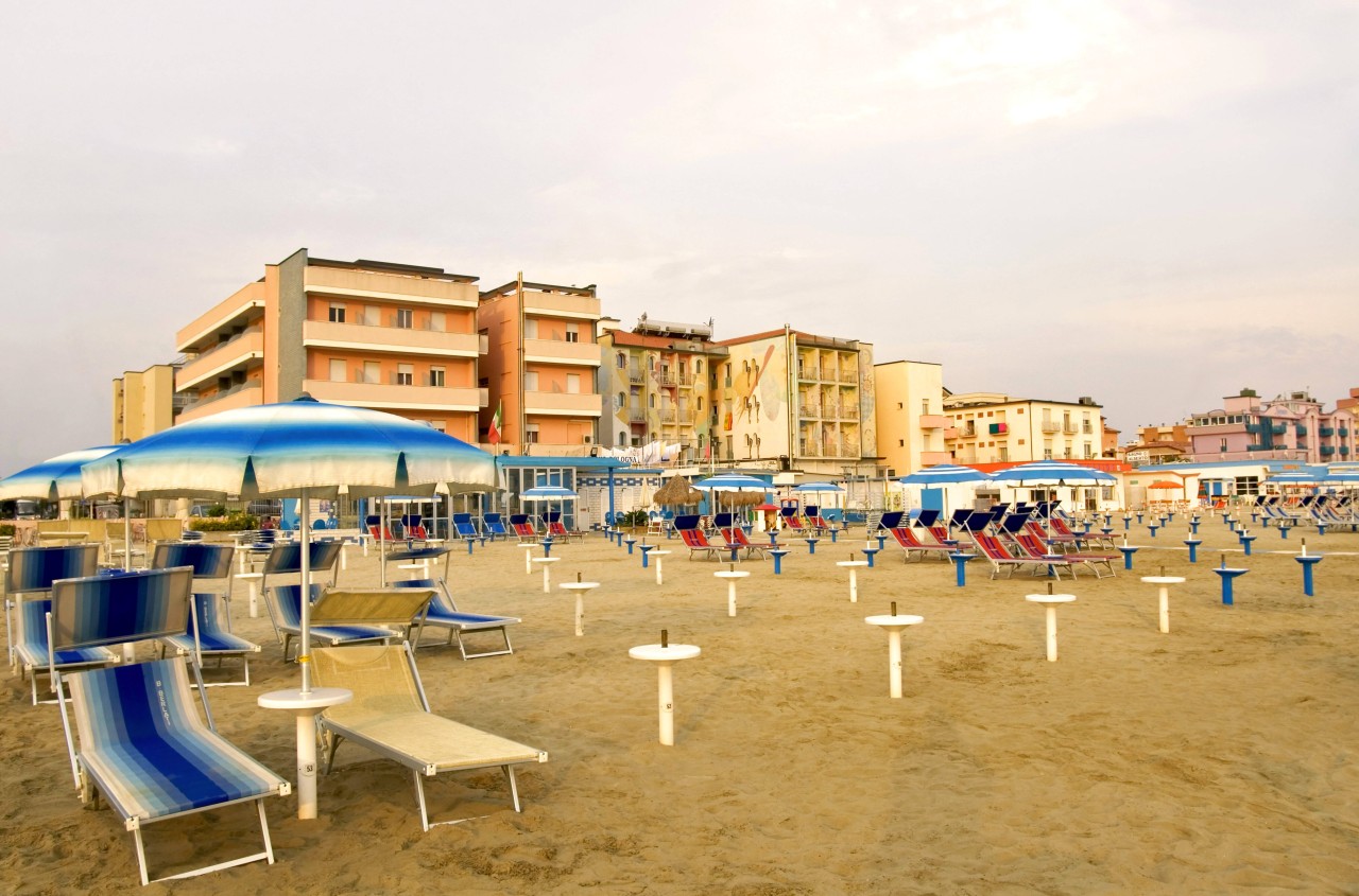 Steht dein nächster Strandurlaub in Italien auf der Kippe? Die EU will demnächst vor Ort ihr Recht durchsetzen. (Symbolbild) 