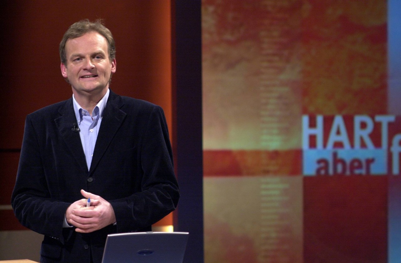 Seit 2001 moderierte Frank Plasberg die Talkshow „Hart aber fair“.
