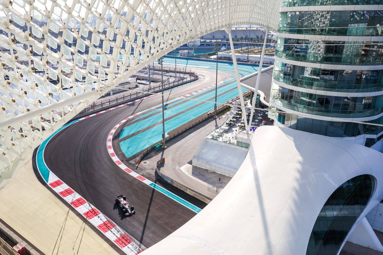 Die Formel 1 will früher in Abu Dhabi starten.