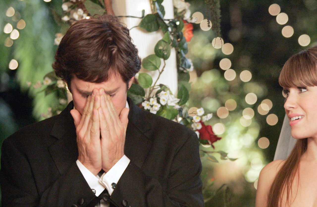 Bildunterschrift: Wenn der wichtigste Gast am Tag der Hochzeit absagt, können auch mal Tränen fließen. (Symbolbild)