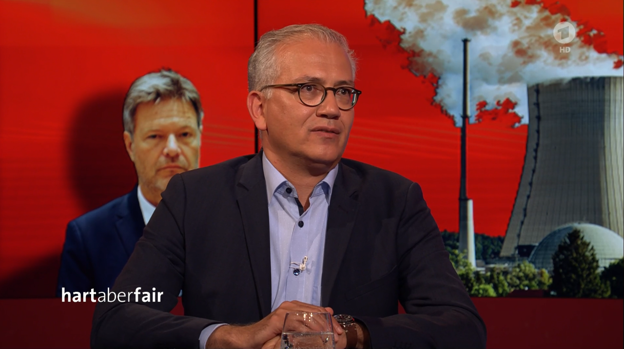 Grünen-Minister Tarek Al-Wazir in der ARD-Sendung „Hart aber fair“.