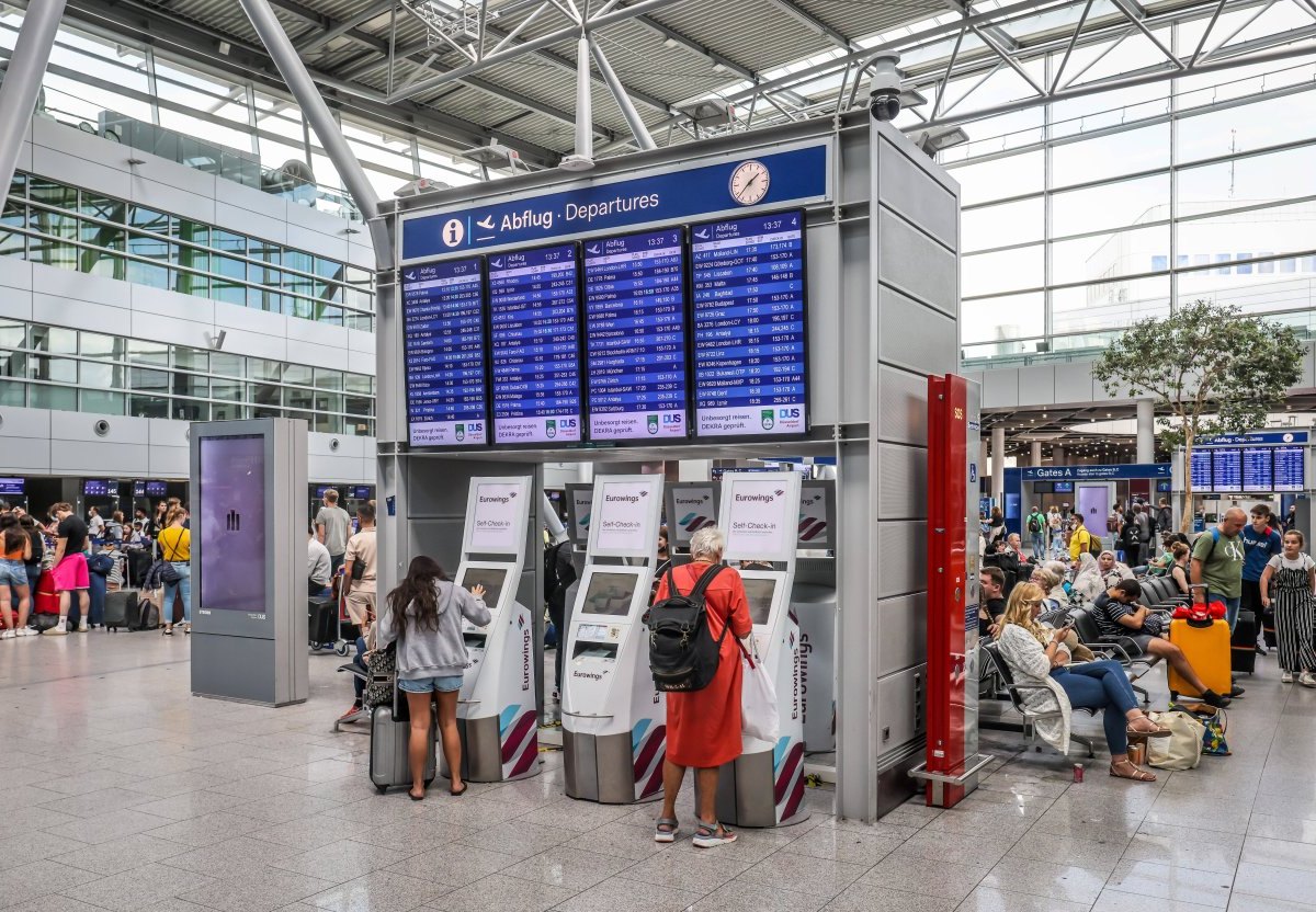 Flughafen Düsseldorf.jpg