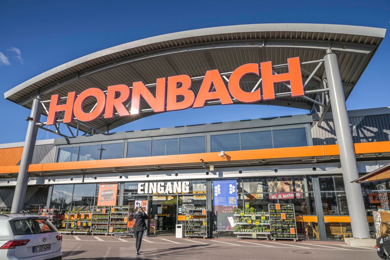 Hornbach hat seltsame Bitte „Immer wieder verschwinden Buchstaben